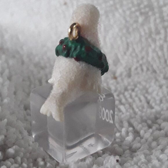 Hallmark Miniature Ornament- 2000 Ice Block Buddies, 2000, no box - Picture 2 of 3